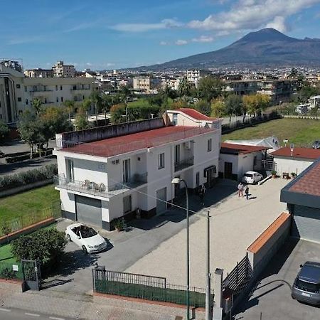 Donna Paola Hotel Pompei Bagian luar foto